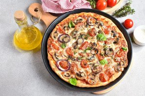 Пицца с шампиньонами