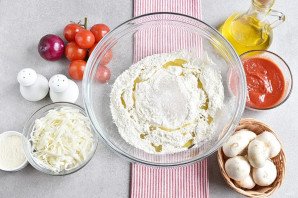 Пицца с шампиньонами