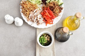 Салат с картошкой фри