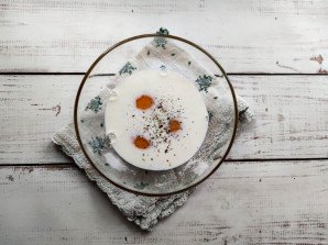 Салат с омлетом и фасолью