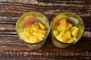 "Селедка под шубой" в стаканчиках "Селедка под шубой" в стаканчиках