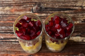 "Селедка под шубой" в стаканчиках "Селедка под шубой" в стаканчиках