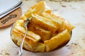 Слойки с медом