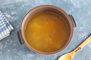 Суп из кролика в мультиварке