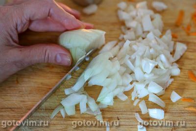 Суп с фрикадельками и зеленым горошком Суп с фрикадельками и зеленым горошком