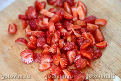 Сырники с клубникой Сырники с клубникой