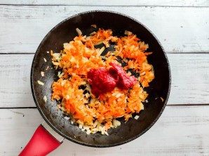 Томатный суп с курицей и рисом Томатный суп с курицей и рисом