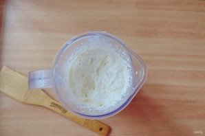 Торт со сливками и ананасами