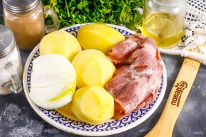 Тушеная картошка с козлятиной