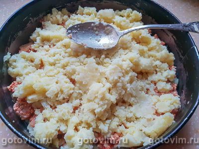 Запеканка из картофельного пюре с куриным фаршем Запеканка из картофельного пюре с куриным фаршем
