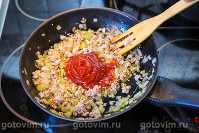 Булочки, фаршированные мясом с фасолью и перцем чили по-мексикански