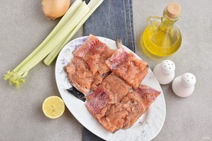 Форель на сковороде