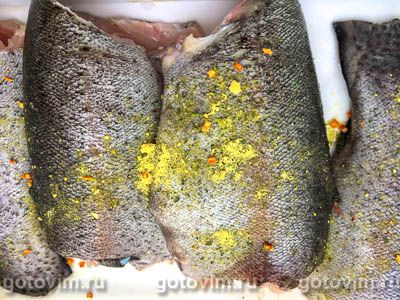 Форель с помидорами и кабачками, запеченная в кулинарном рукаве Форель с помидорами и кабачками, запеченная в кулинарном рукаве