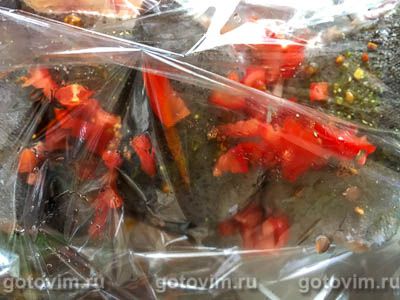 Форель с помидорами и кабачками, запеченная в кулинарном рукаве Форель с помидорами и кабачками, запеченная в кулинарном рукаве