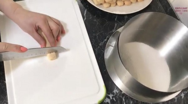 Клубничный торт без выпечки, пошаговый рецепт с фото