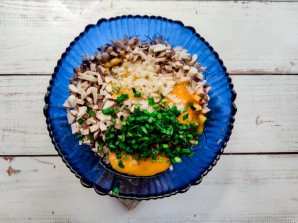 Куриные оладьи с грибами