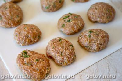Мясные колеты из свинины с нутом