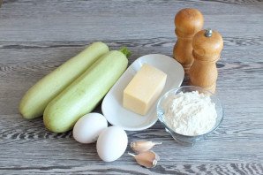 Оладьи из кабачка в мультипекаре