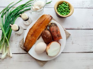 Овощной салат с копченой рыбой Овощной салат с копченой рыбой