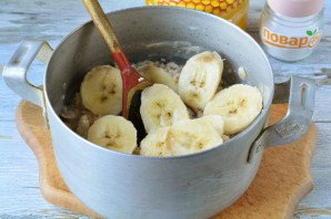 Овсяная каша с бананом и медом