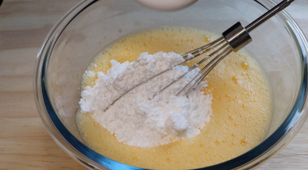 Пирог с клубникой на йогурте, вкуснее торта , пошаговый рецепт с фото Пирог с клубникой на йогурте, вкуснее торта , пошаговый рецепт с фото