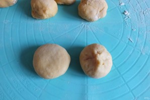 Пончики с малиной