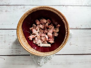 Селедка с зеленым горошком и луком Селедка с зеленым горошком и луком