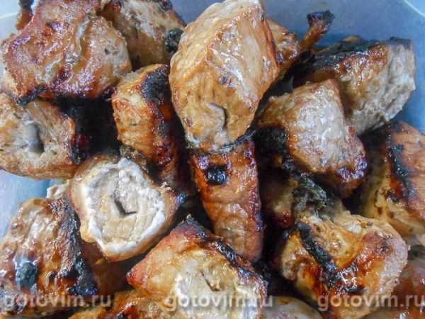 Шашлык из говядины в маринаде из апельсина, лайма и грейпфрута Шашлык из говядины в маринаде из апельсина, лайма и грейпфрута