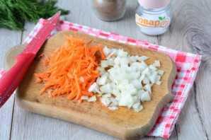 Слоеный салат с сердцем