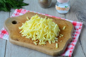 Слоеный салат с сердцем