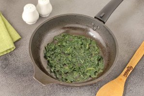 Стручковая фасоль со шпинатом