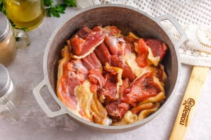 Утка в томатном соусе