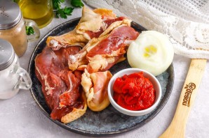 Утка в томатном соусе