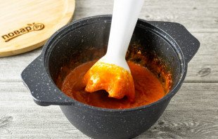 Аджика с сельдереем