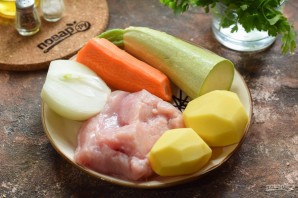 Индейка с картошкой и кабачками Индейка с картошкой и кабачками