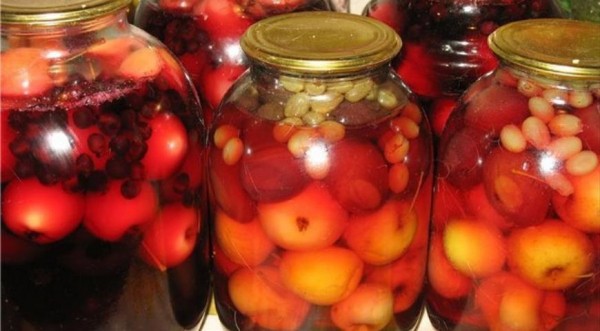 Компот из слив и яблок на зиму, пошаговый рецепт с фото