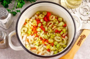 Крем-суп из сельдерея с креветками