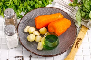 Маринованный чеснок с морковью на зиму