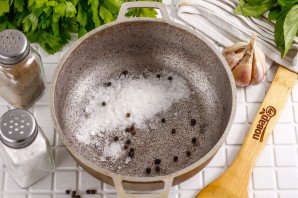 Маринованный чеснок с морковью на зиму