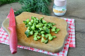 Окрошка с маринованными огурцами