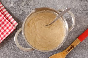 Оладьи на ряженке с яблоками