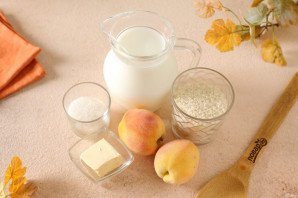 Рисовая каша с персиками