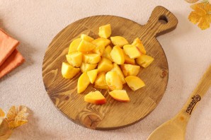 Рисовая каша с персиками