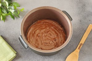 Брауни с вишней в мультиварке