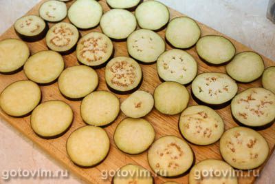 Икра из жареных баклажанов с вареным яйцом Икра из жареных баклажанов с вареным яйцом