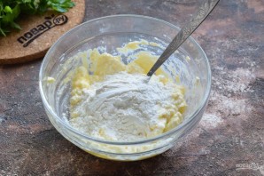 Киш с курицей и беконом