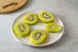 Киви в карамели