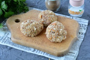 Котлеты из индейки с баклажанами