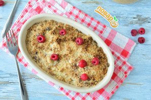 Крамбл с малиной