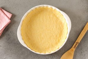 Кростата со сливами